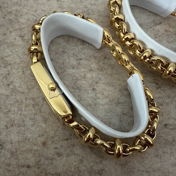 Share Vintage NOS Gruen Gold-Tone Watch, Earrings, & Bracelet Gift Set. Never wo - Picture 10 of 16